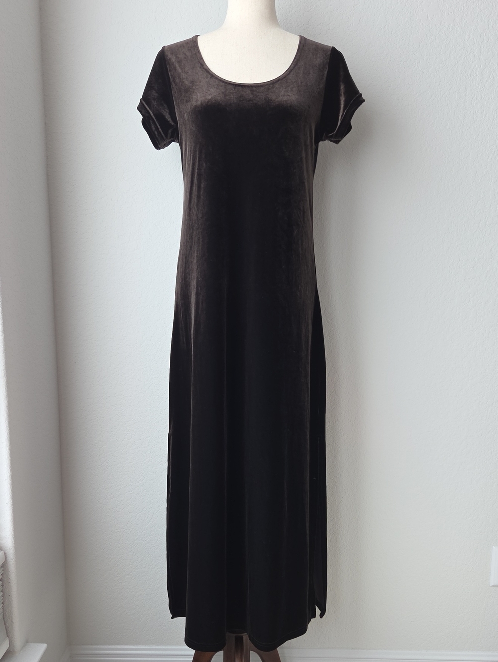 Women's Chocolate Velvet Long Maxi Dress Scoop Neck Short Sleeve Fall Brown
